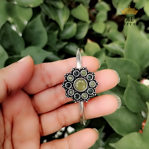 Boho Brass Bracelet – Olive Charm