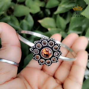 Boho Brass Bracelet – Earthy Glimmer Bloom