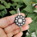 Boho Brass Bracelet – Pearl White Bloom